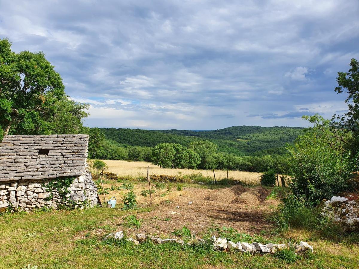 Sur Le Causse De St Chels, Charme Sport Et Detente Holiday home *