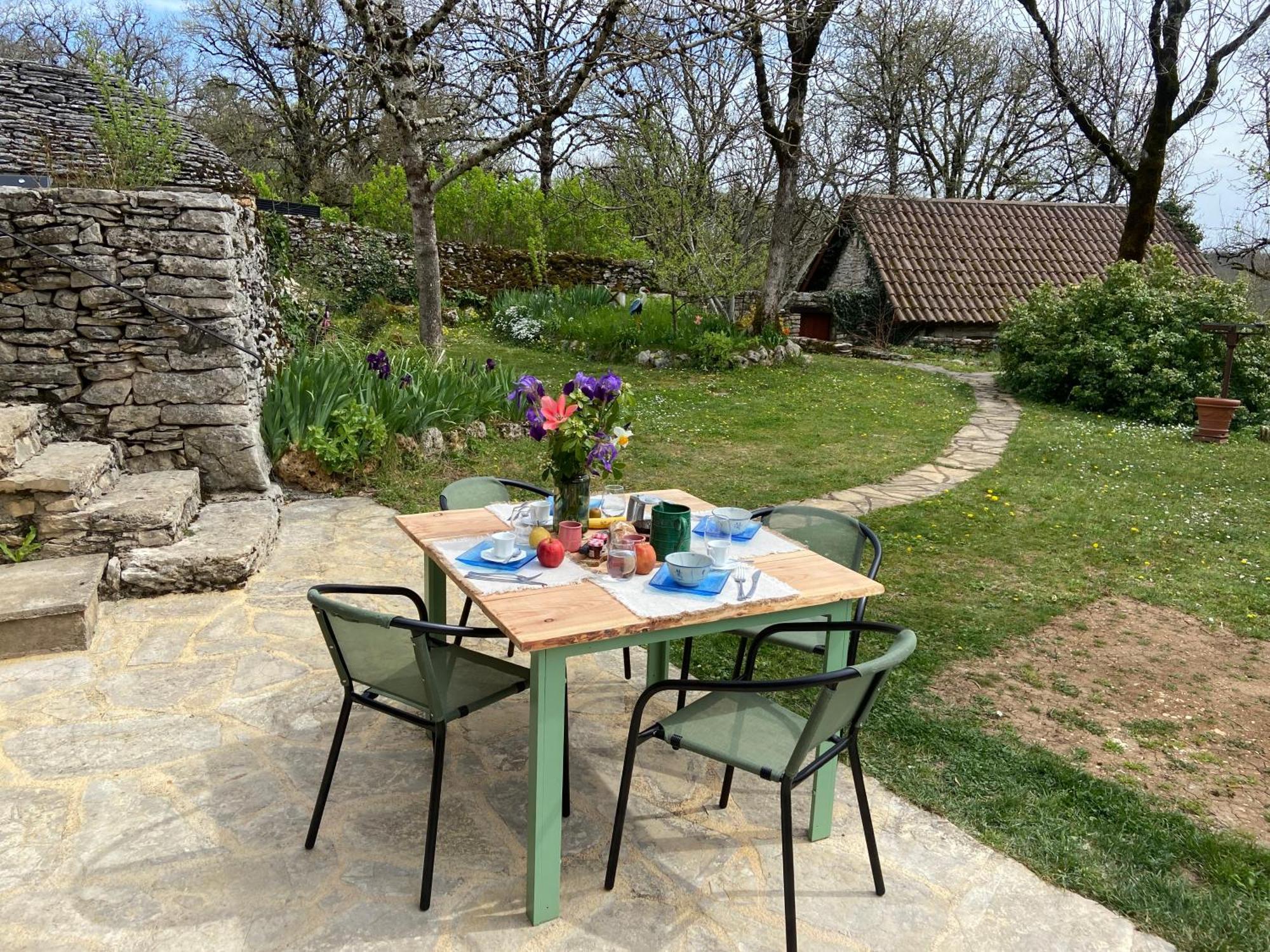 Sur Le Causse De St Chels, Charme Sport Et Detente Holiday home