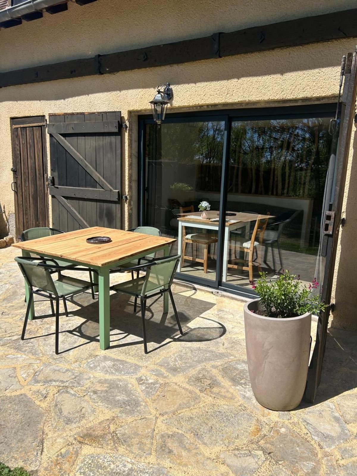 Holiday home Sur Le Causse De St Chels, Charme Sport Et Detente