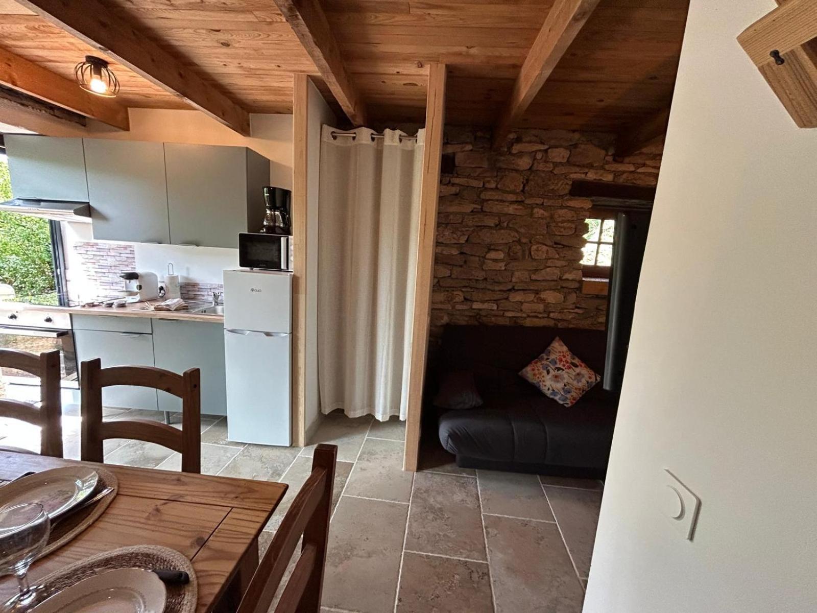 Holiday home Sur Le Causse De St Chels, Charme Sport Et Detente
