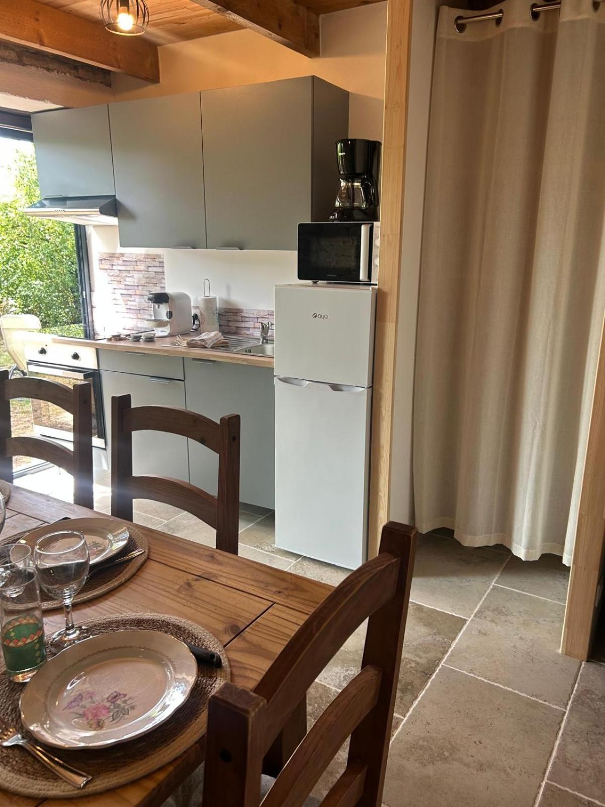 Sur Le Causse De St Chels, Charme Sport Et Detente Holiday home *